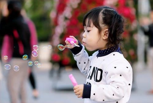 五行属火土的女孩名字：传统文化韵味与美好寓意
