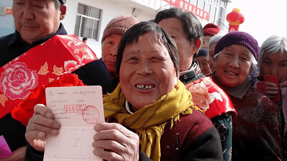 2024年农村养老保险缴费标准：每年交3000，退休每月能领多少？