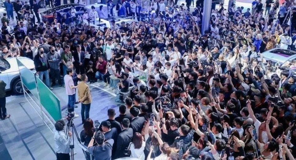 张朝阳的月亮与六便士