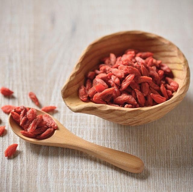 護眼聖品「枸杞」7大功效！一天該吃多少？副作用、食用禁忌一次看