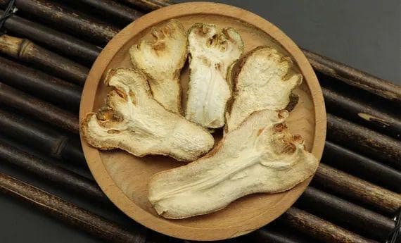 春病不离郁！2味中药泡水喝，拔除病根，帮你横扫肝郁！