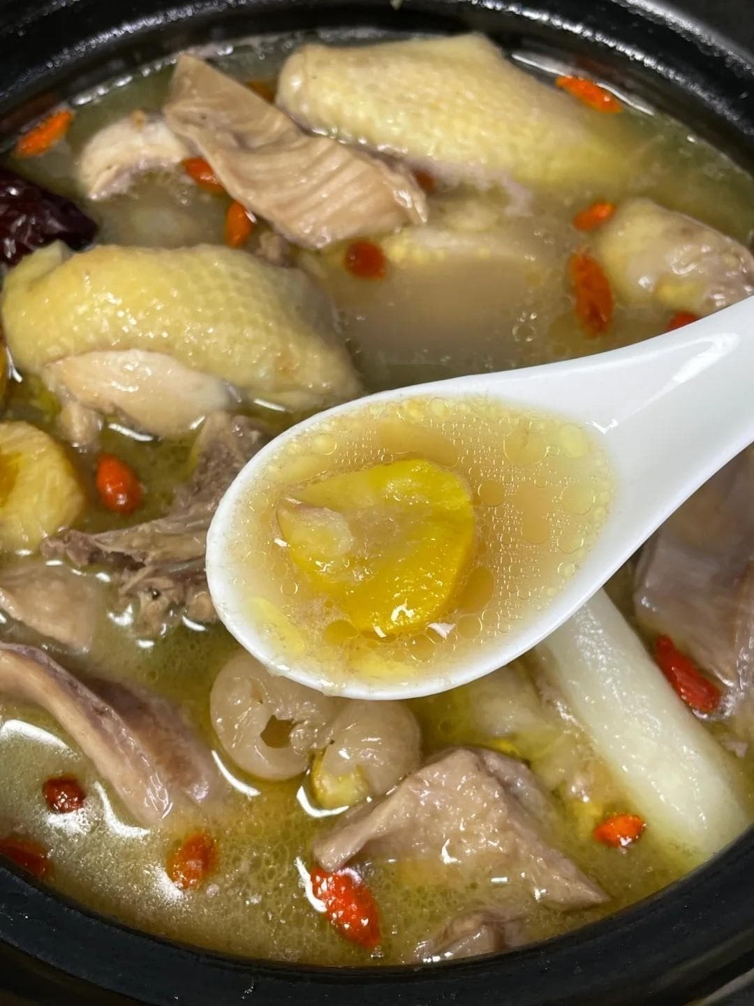 猪肚鸡汤：胃病患者的食疗之选