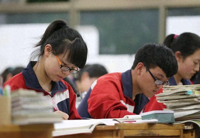每10个清北学生，只有2个农村出身，寒门出贵子越来越难了？