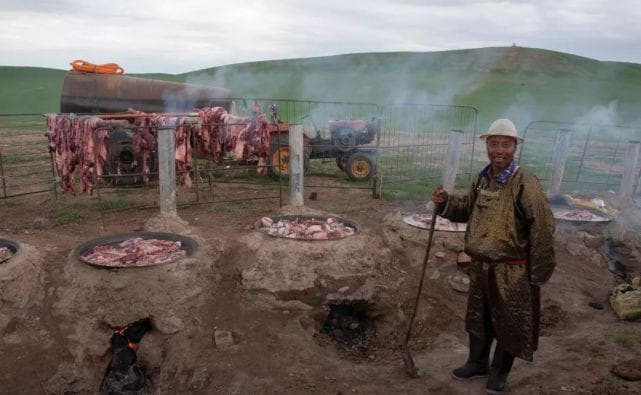 炖肉时到底该不该盖锅盖？这样做才能炖出美味又营养的肉汤