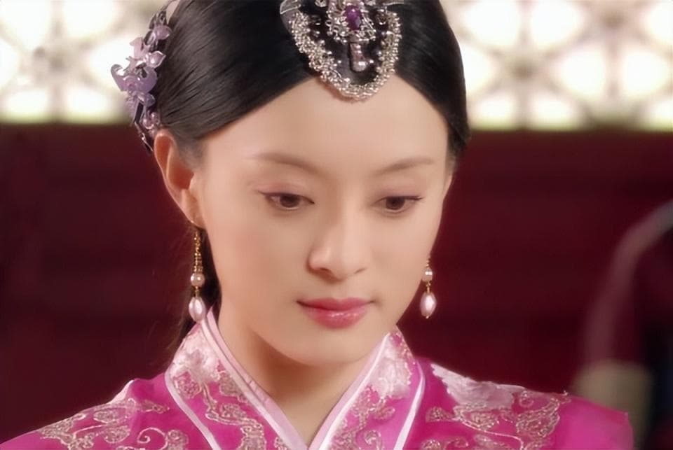 《甄嬛传》14年后重聚：娘娘们的发展之路