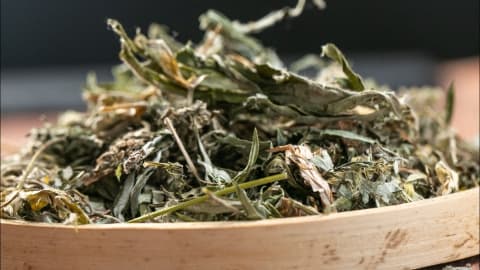 艾叶泡脚的5种方法，不同功效助你养生保健