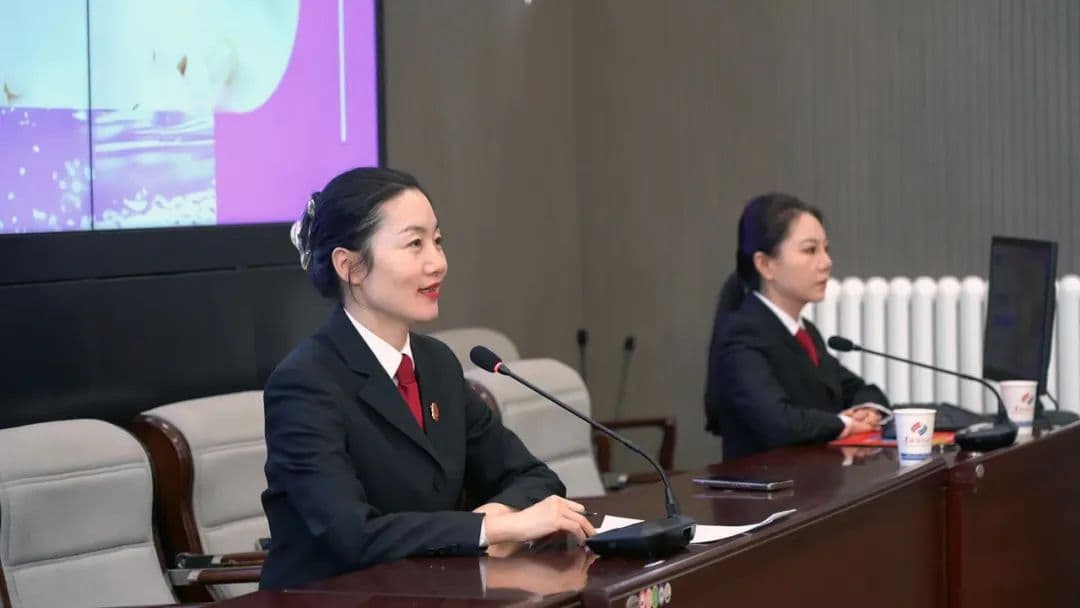 开展女生课堂 守护花蕾成长