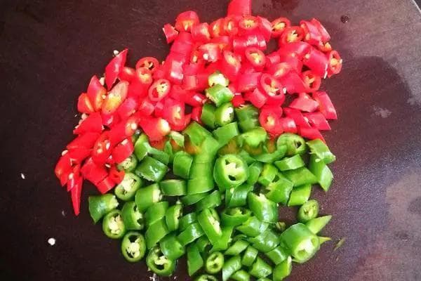 自制酸笋：桂林米粉的最佳搭档