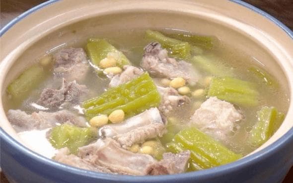 清火解暑，苦瓜排骨汤——夏日里的养生圣品