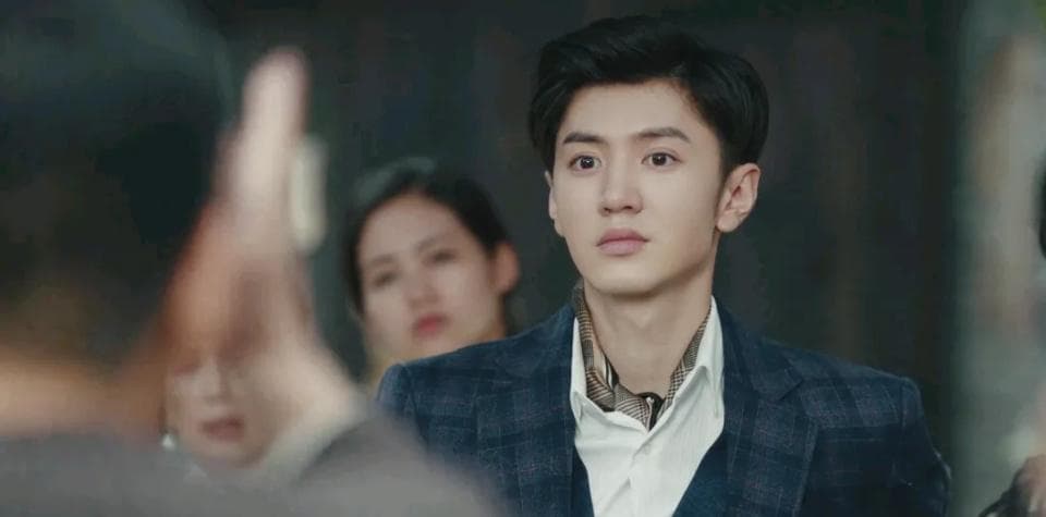 《暗夜与黎明》陈哲远：经历了父母离婚，演技长相也被嘲，如今他已逆天改命