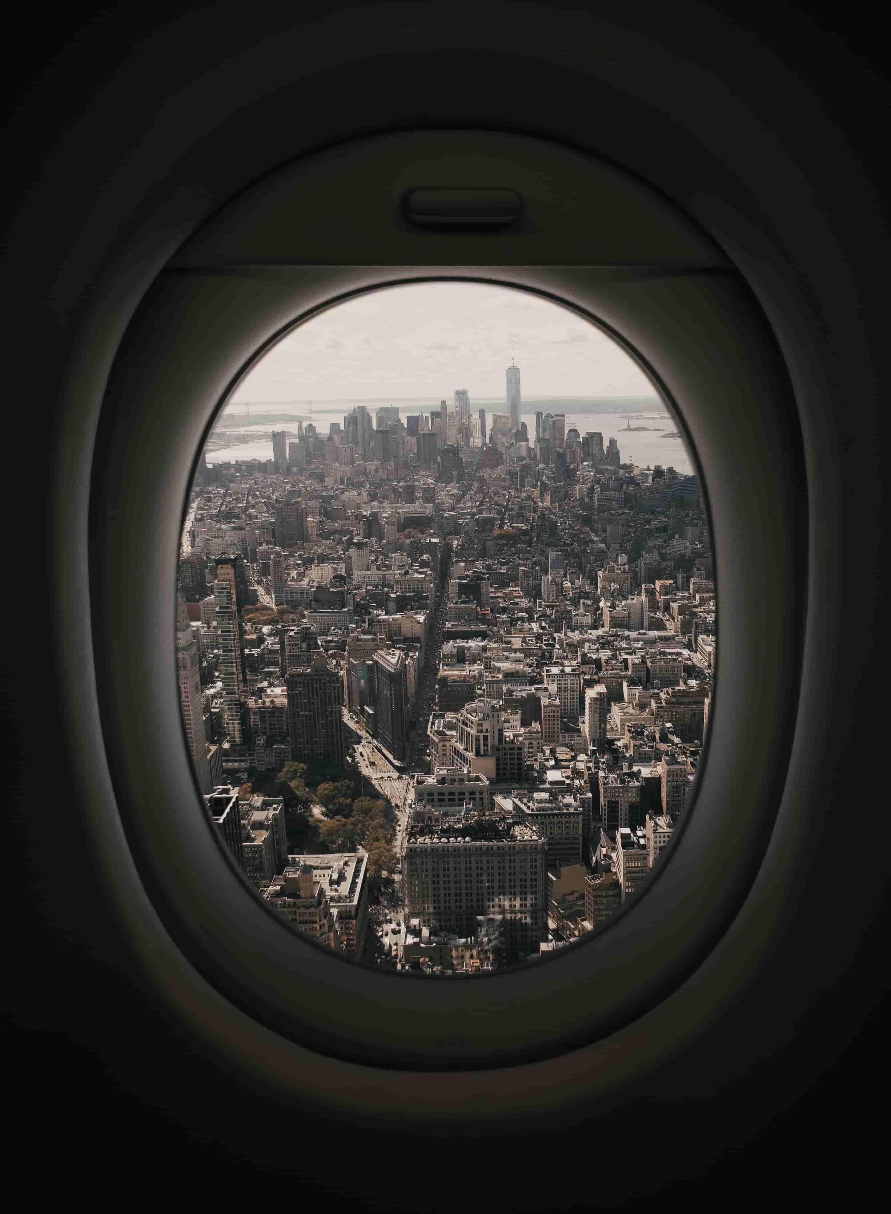 《调侃怎么读》：幽默与智慧交融的生活态度探索之旅