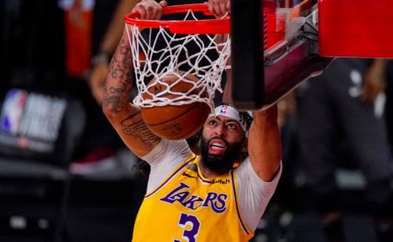 浓眉在NBA总决赛时的表现如何？（湖人总决赛詹姆斯戴维斯表现）