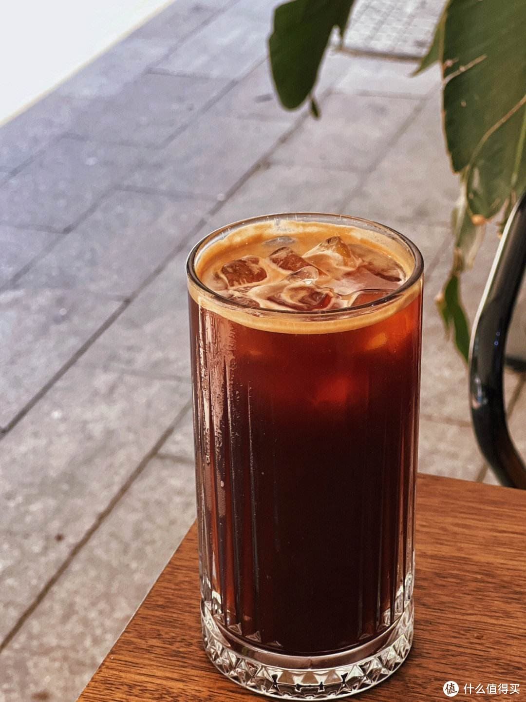 揭秘！一杯冰美式的水量密码