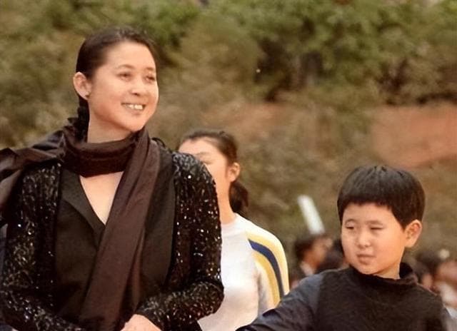 从《浪漫的事》看倪萍与杨亚洲的爱情故事