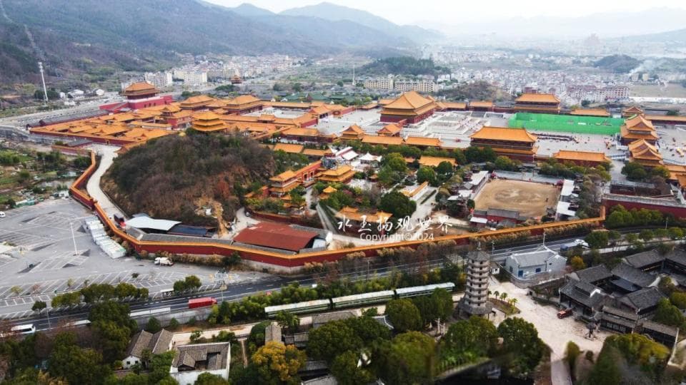 横店影视城明清宫苑，宫斗剧的拍摄天堂，明清帝王风扑面而来