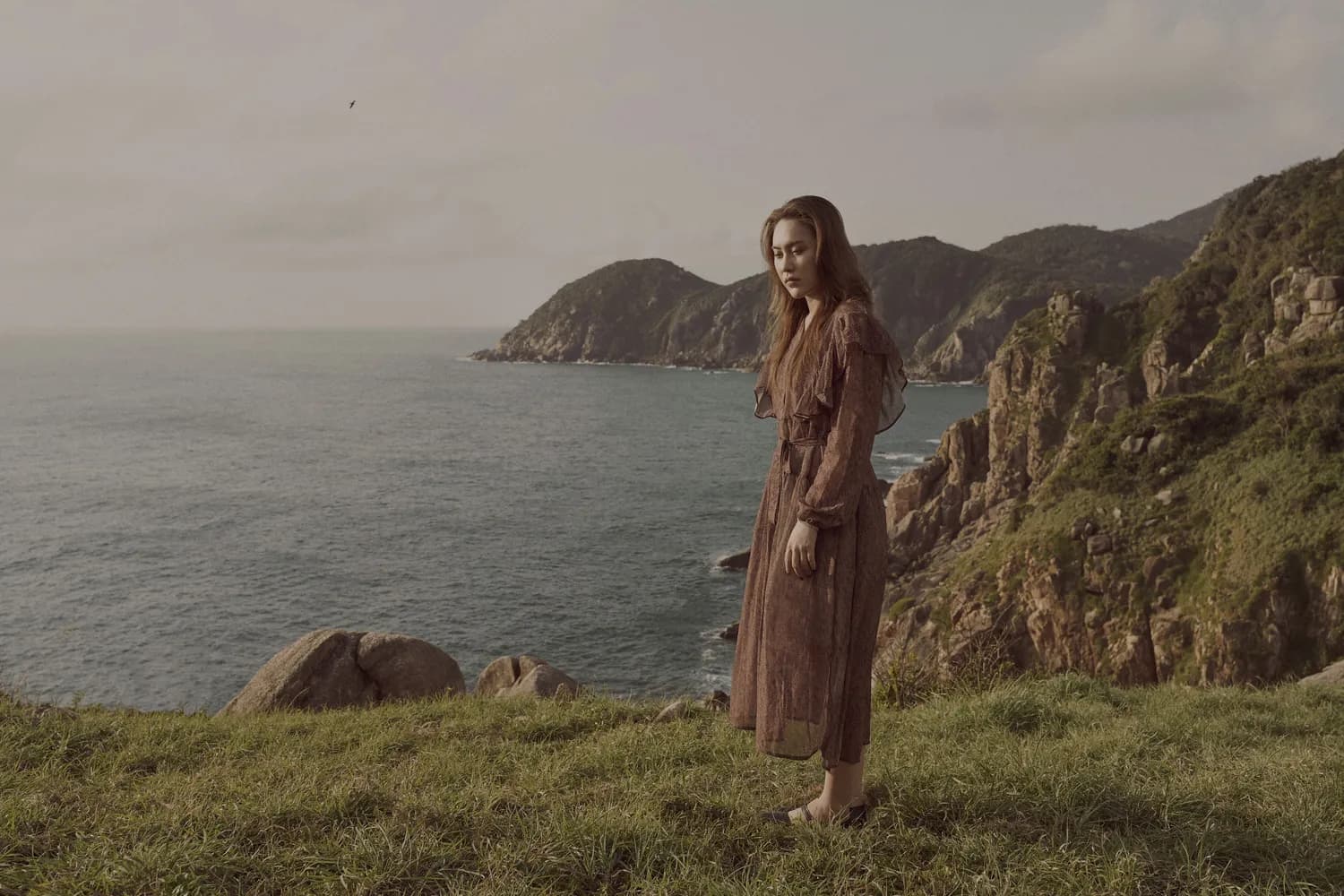 《赴山海》杀青：成毅古力娜扎主演，温瑞安武侠经典再登荧屏