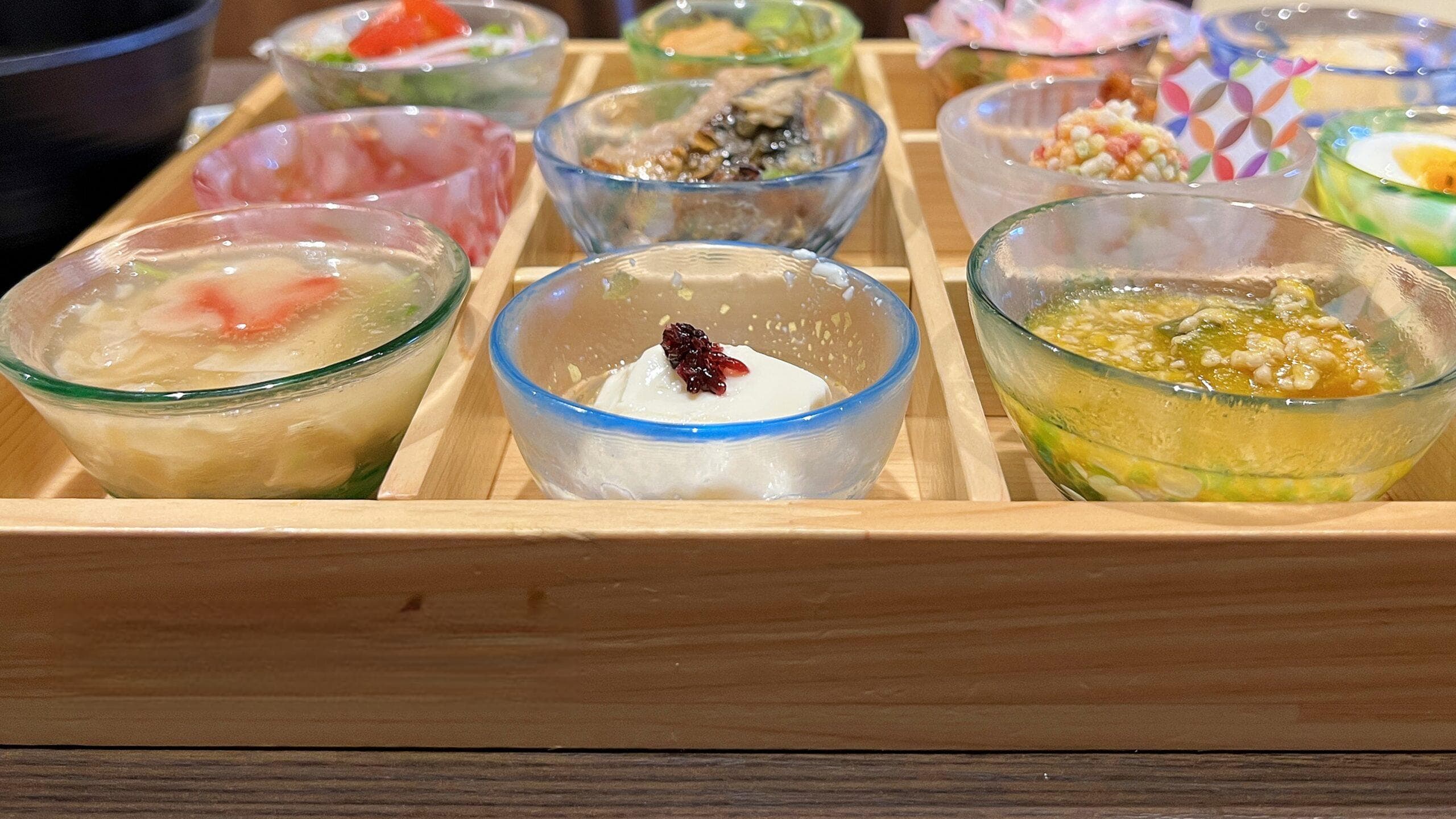 来自京都风土的新鲜滋味！12宫格京风朝食御膳，每一口惣菜小钵，都是最经典的京都味