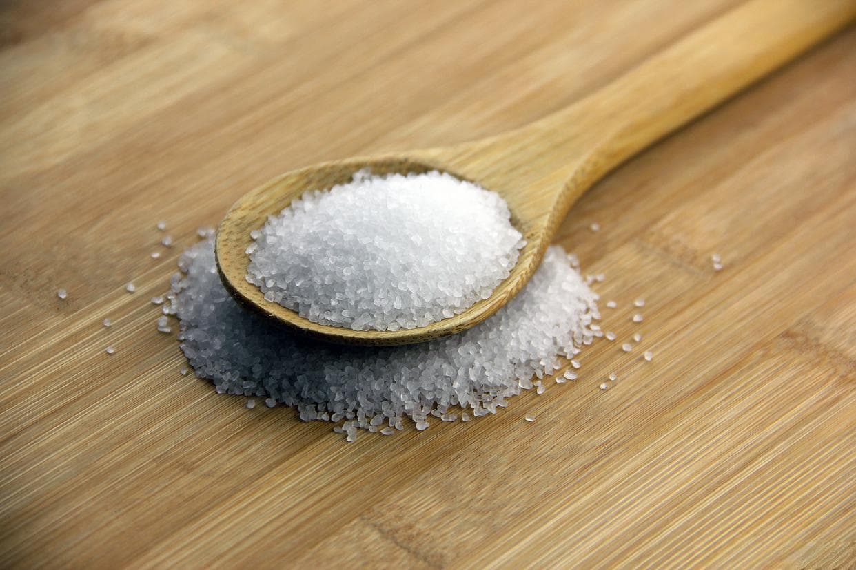 亚铁氰化钾：食盐中的安全卫士还是隐形威胁？