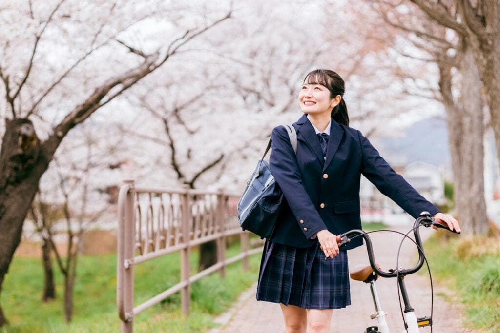 日本高中教育制度全解析：从基础教育到留学指南