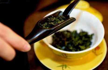 黑茶、红茶、普洱茶：比较三者对身体健康的益处与适宜饮用人群