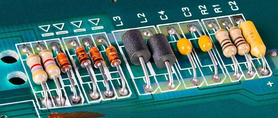 使用万用表测量电阻的详细方法指南：从基础到进阶技巧