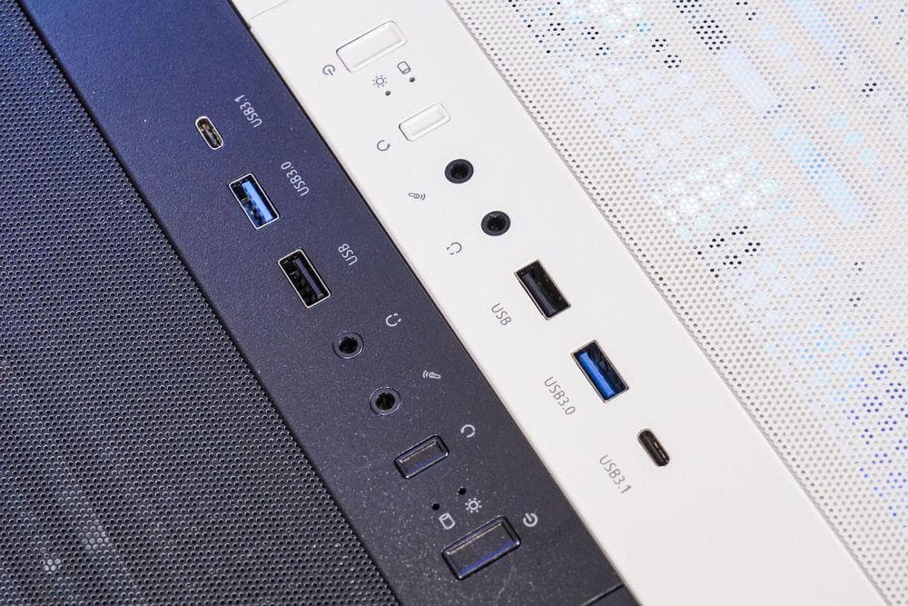机壳上的USB3.0及USB2.0差异