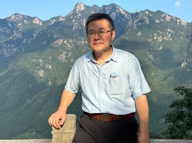 黑塞《悉达多》中的哲学理念：东西方智慧的交融