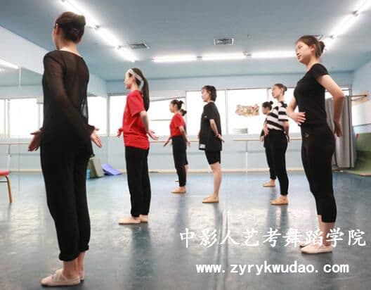 民族舞和拉丁舞哪个比较好？