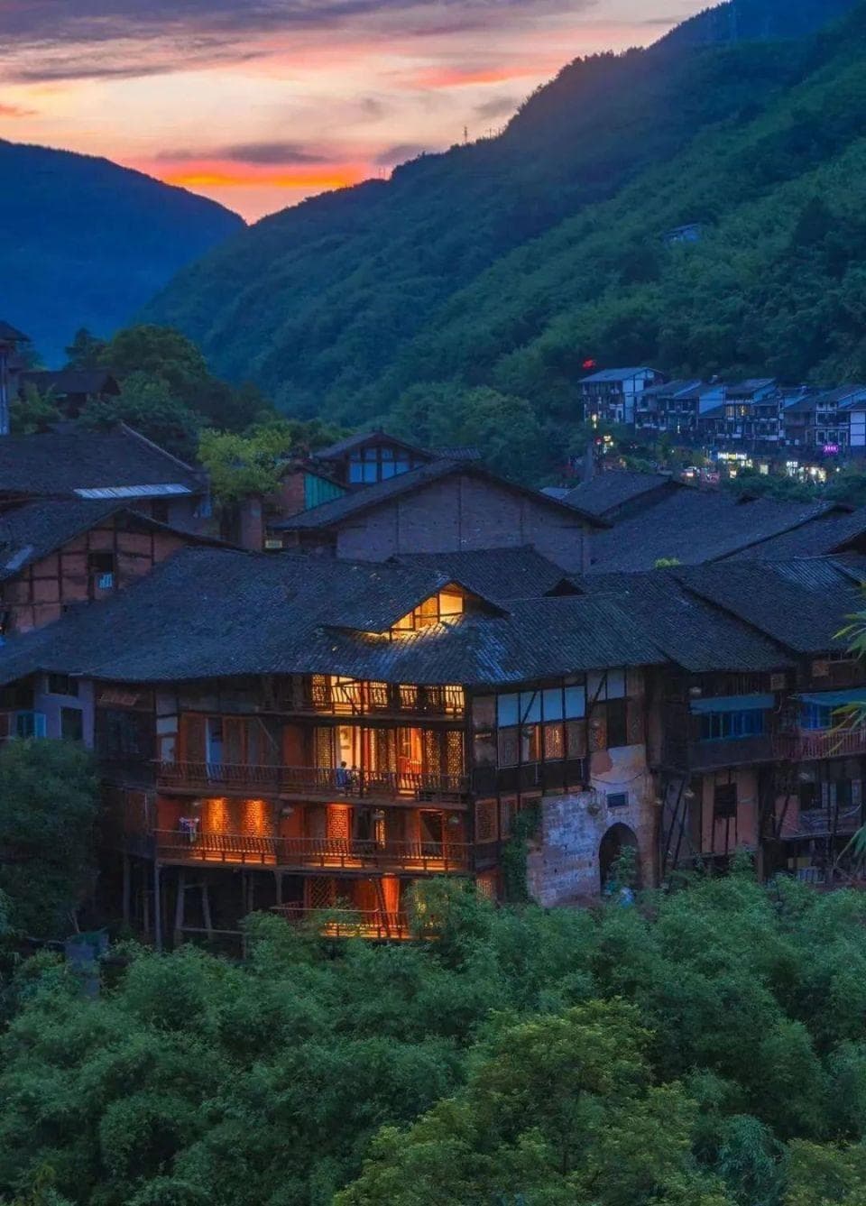 酒旅融合爆火，赤水该登场了！