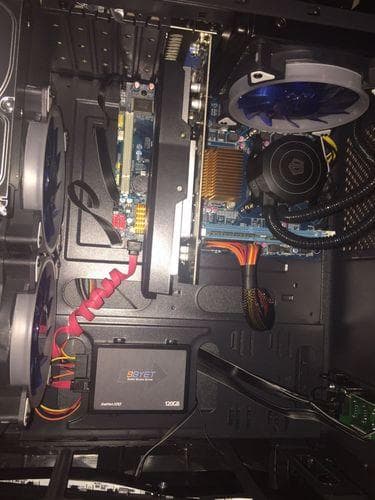 如何检查硬盘是否安装正确？