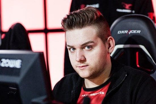 NiKo：九次进入TOP20榜单的CS:GO传奇选手