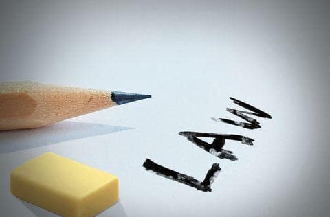 怎样保护自己的权益不受侵害