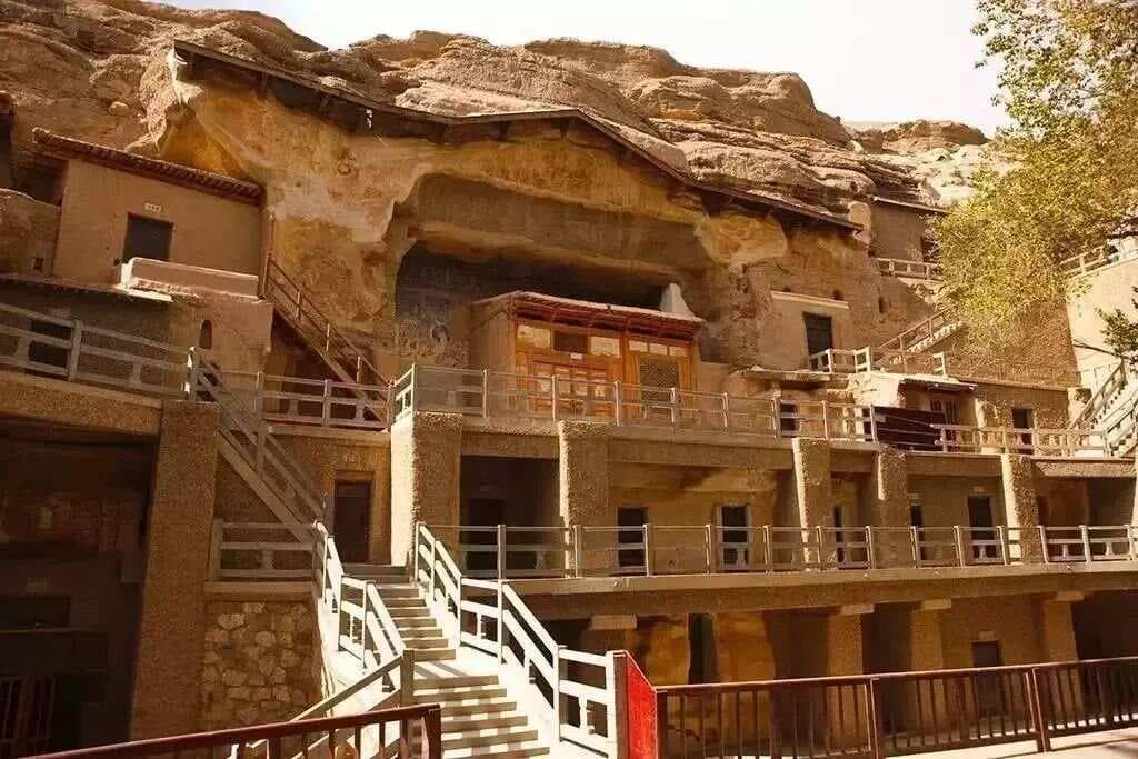 中国古代文化艺术瑰宝：四大石窟
