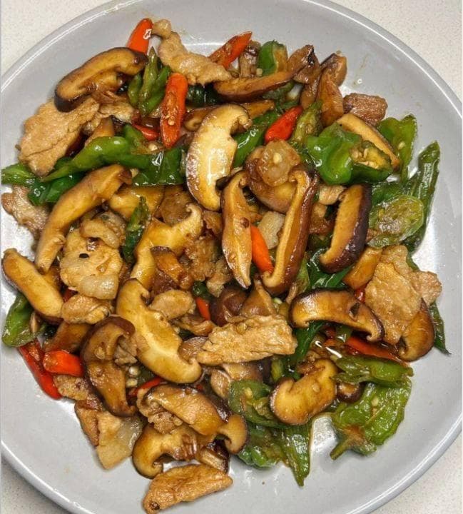 经典江西家常菜：香菇炒肉的绝妙做法
