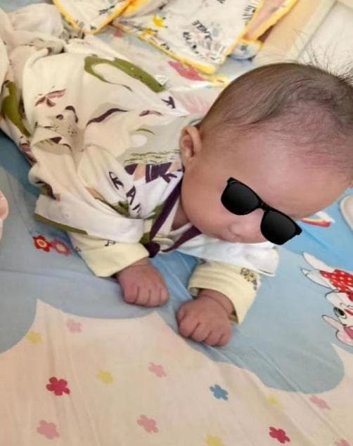 如何科学引导宝宝抬头？两种实用方法助力宝宝健康成长