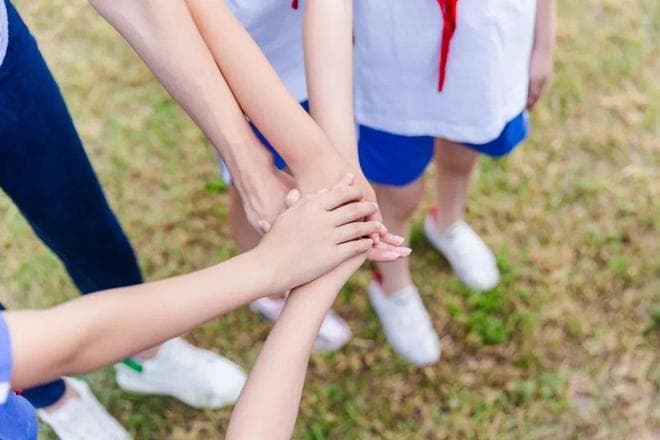 班主任如何处理心理异常学生突发安全事件？