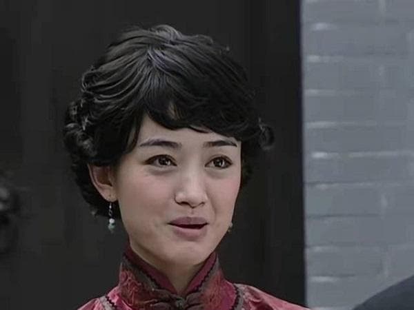 《潜伏》余则成的情商到底有多高？