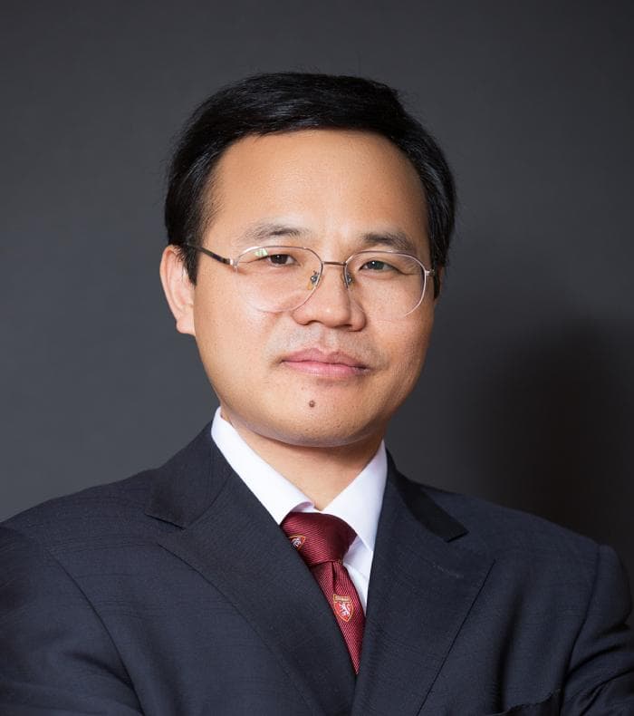 这种不可逆的致盲性眼病为何“青睐”中老年人？