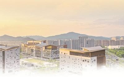 创造和丰富文学生活，记录时代壮阔与美好