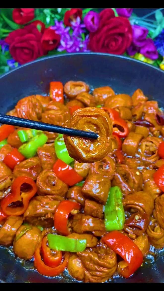 溜肥肠：味蕾上的记忆，文化中的传承