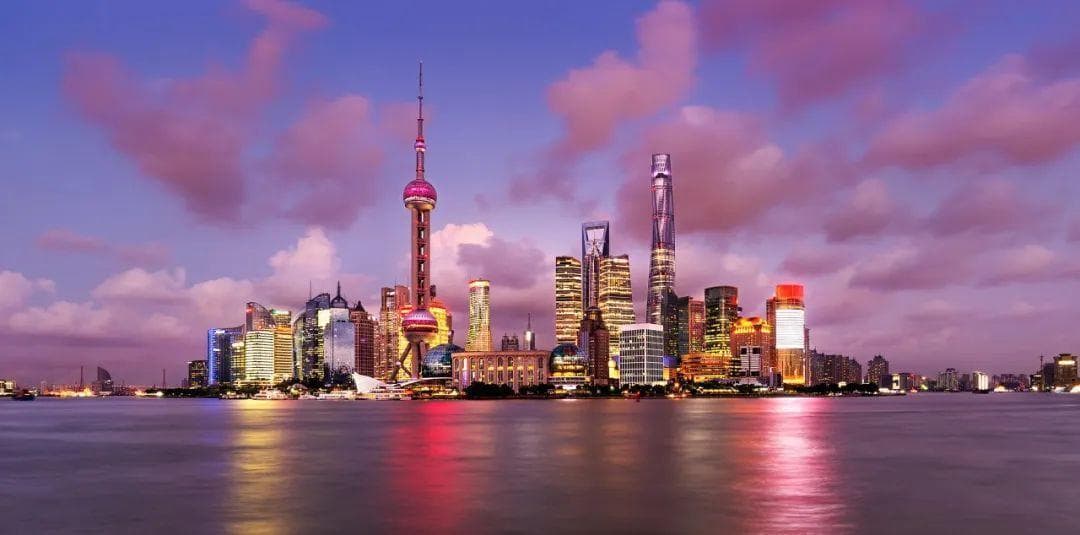 上海外滩游玩攻略：建筑、夜景、美食全攻略