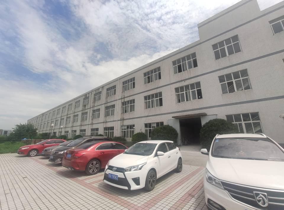 自建房屋安全鉴定多少钱：技术解析与费用标准（2024新规解读）