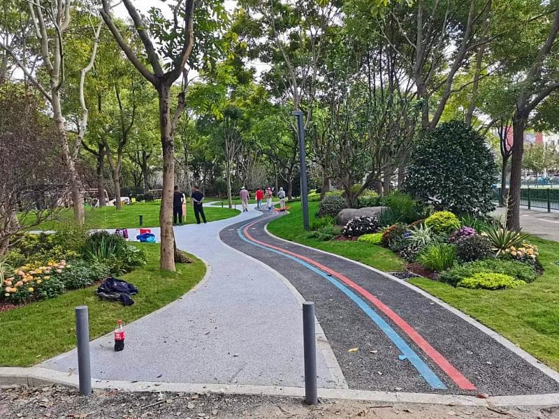 上海浦东新区伴景园：一座现代化的城市公园