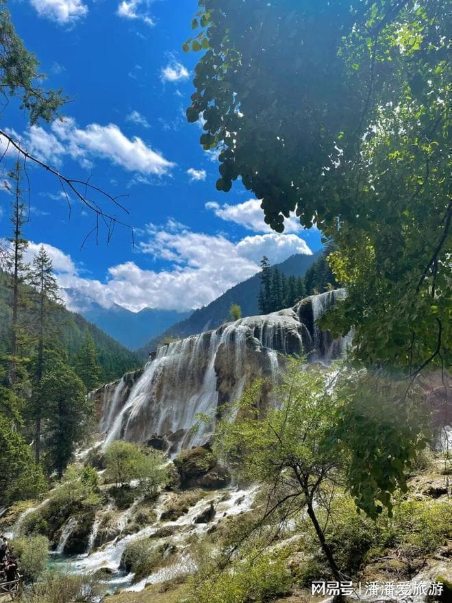 成都至九寨沟高铁旅游攻略