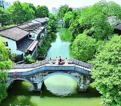 加强保护利用，让文化遗产绽放时代光彩