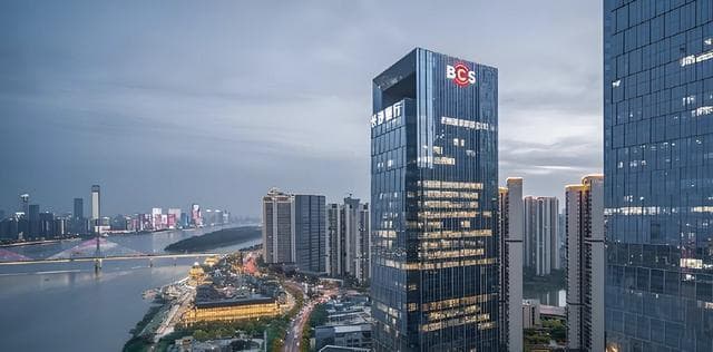 长沙银行高增长背后的隐忧与挣扎