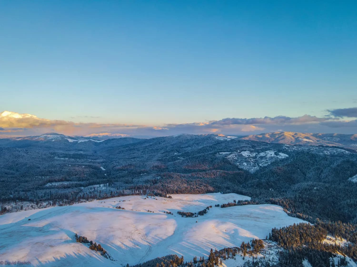 冬日喀纳斯伊犁环线：穿越冰雪世界的自驾之旅