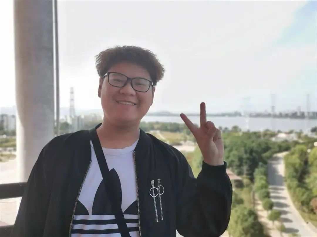 逆袭！他从高考270分到考上研究生，还减重近百斤