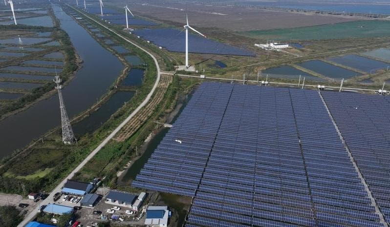 江苏如东：全国最大光氢储一体化海上光伏示范项目投运