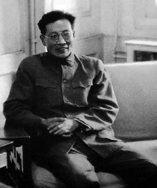周立波：从革命战士到文学巨匠